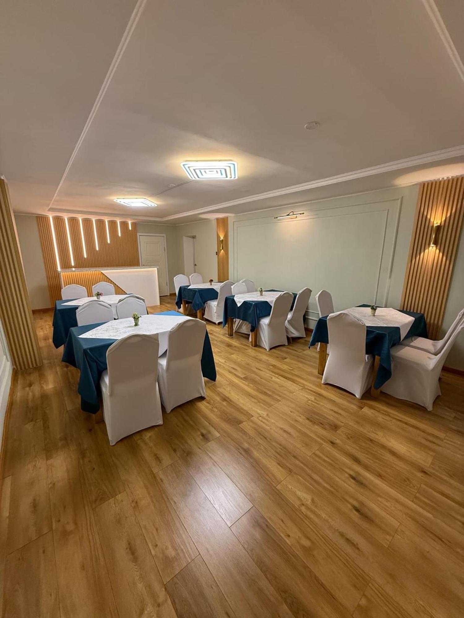 Diplomat Noble Hotel Ulaanbaatar Bagian luar foto